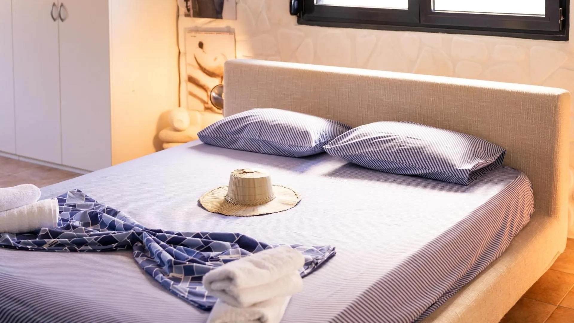 Apartment Pelagos Paradise Seafront Villa By Booking Kottas Kalamitsi